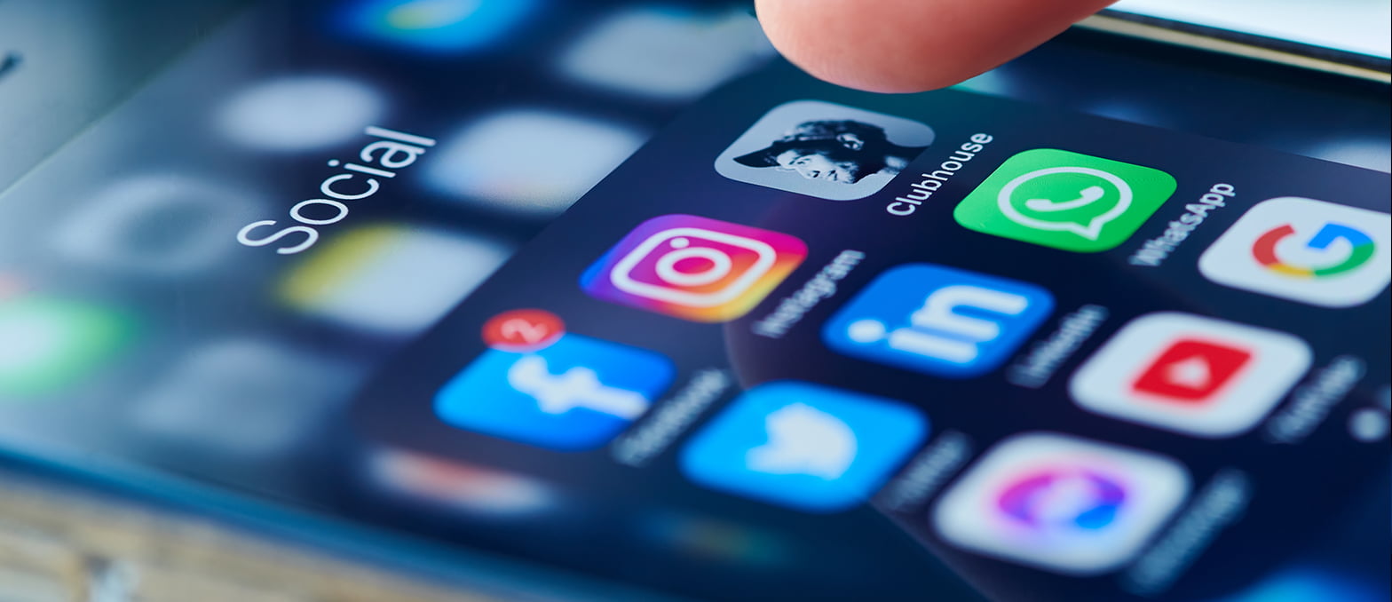 Guide to Integrate Social Media and Other APIs into Mobile Apps
